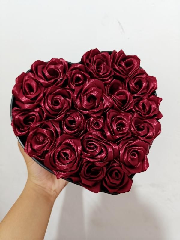 گل رز|گل مصنوعی|شیراز, دارالرحمه|دیوار