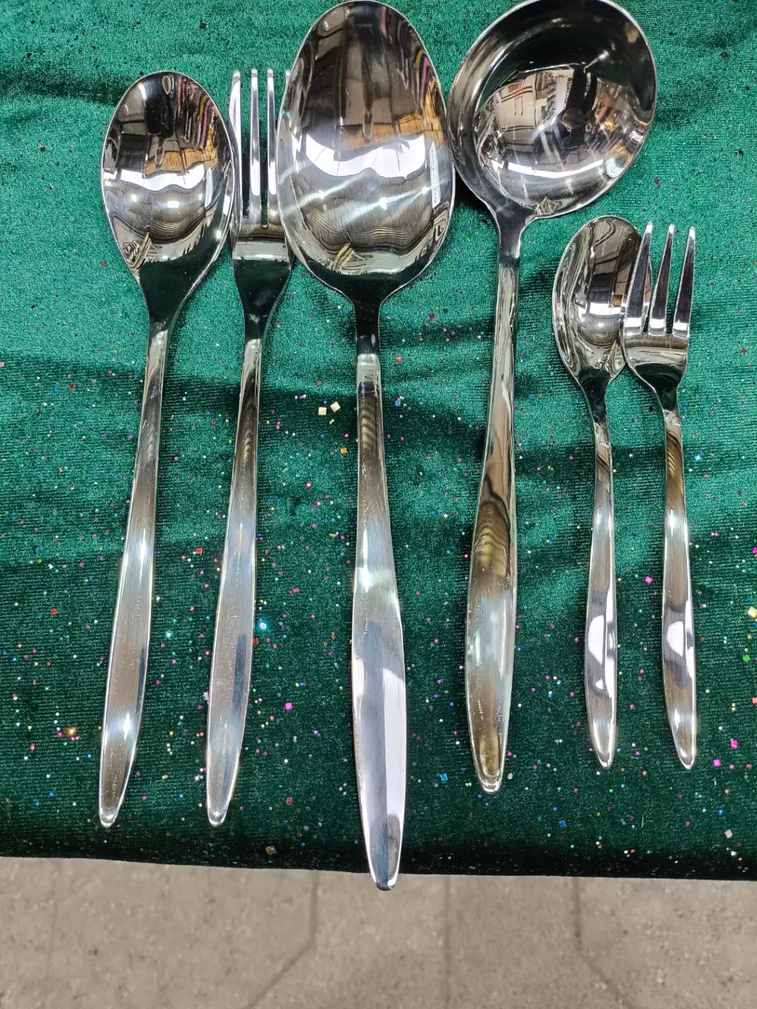 قاشق و چنگال های فله و سرویس|ظروف سرو و پذیرایی|رشت, بازار|دیوار