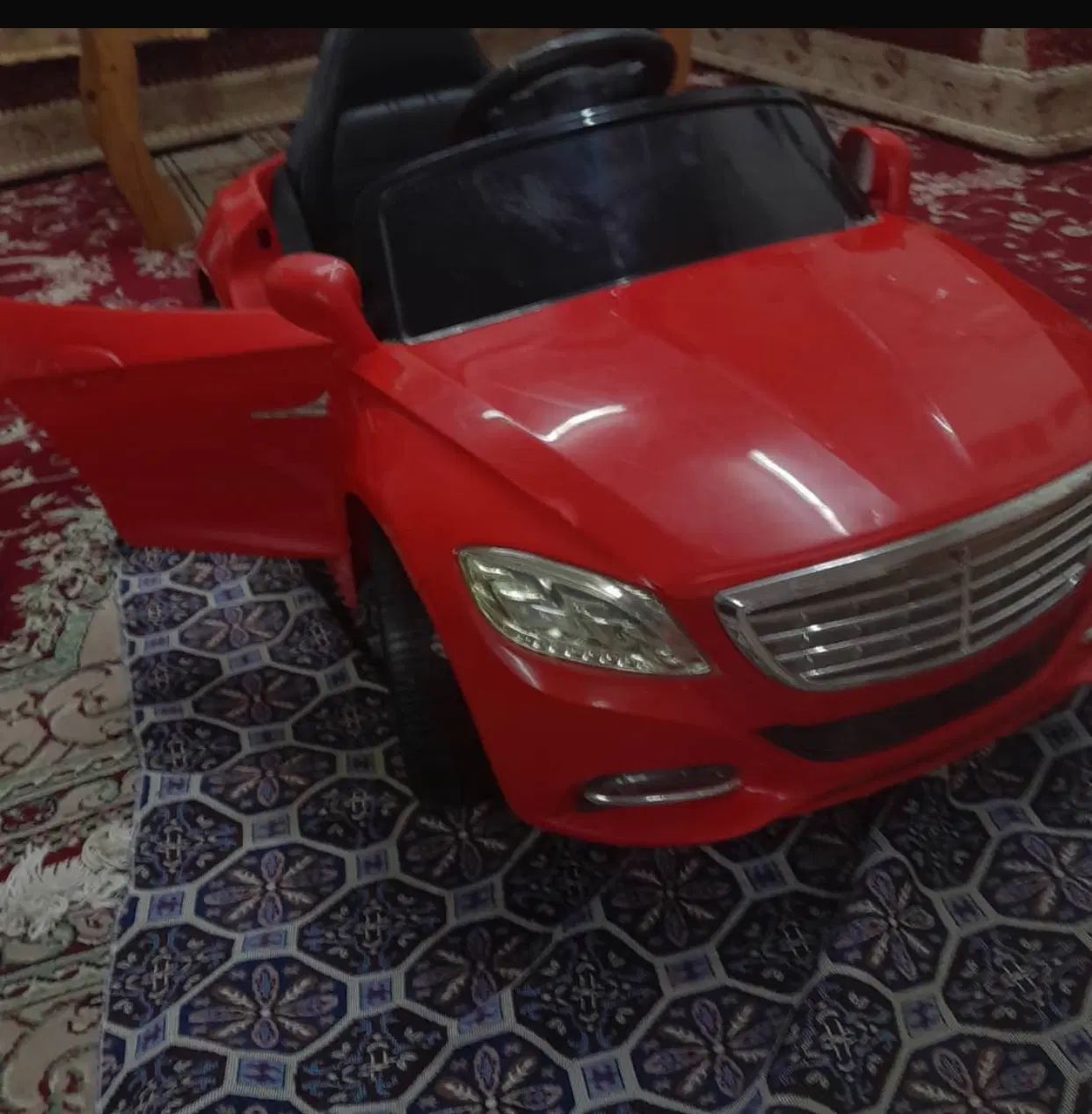 ماشین شارژی|اسباب‌بازی بچه|رشت, دیلمان|دیوار