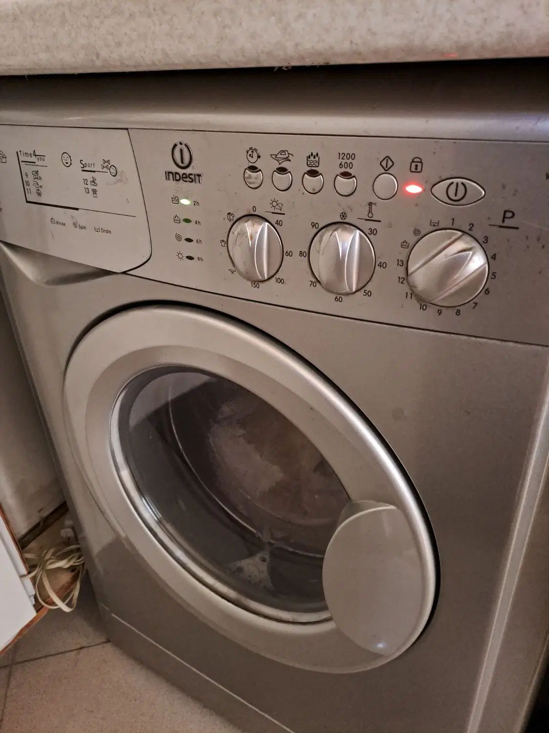 ماشین لباسشویی ایندزیت - Indesit|ماشین لباسشویی و خشک‌کن لباس|تهران, اختیاریه|دیوار