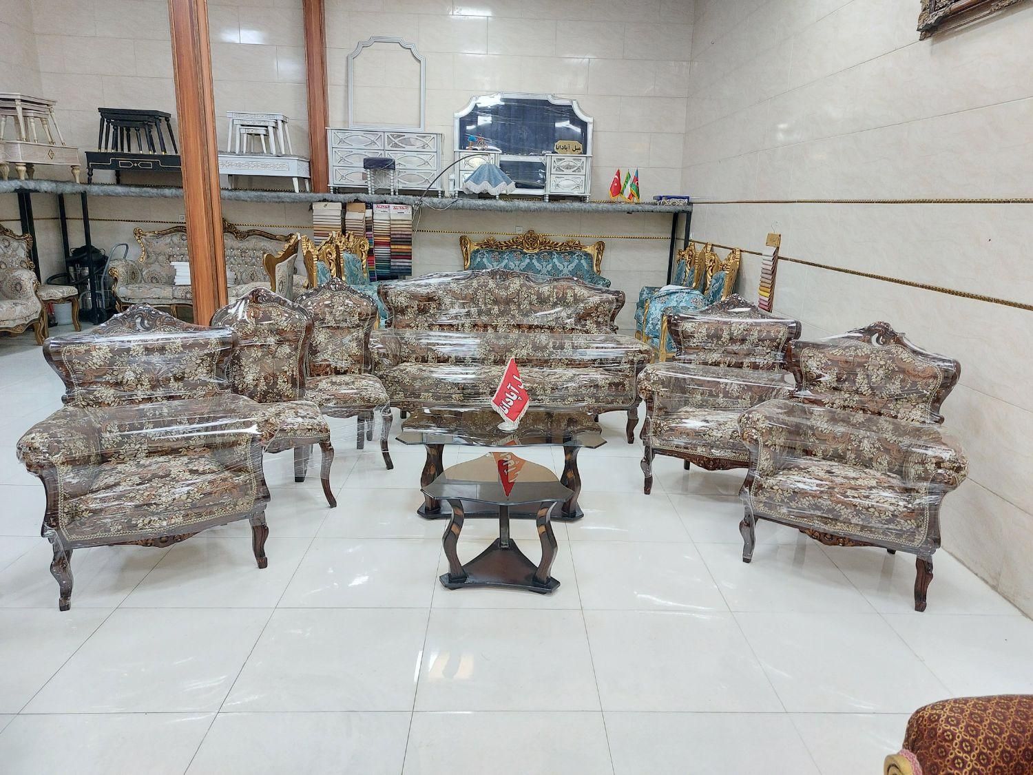 مبل سلطنتی۸نفره چوب راش درحدنو مدل نیلو|مبلمان خانگی و میز عسلی|رشت, آزادگان|دیوار