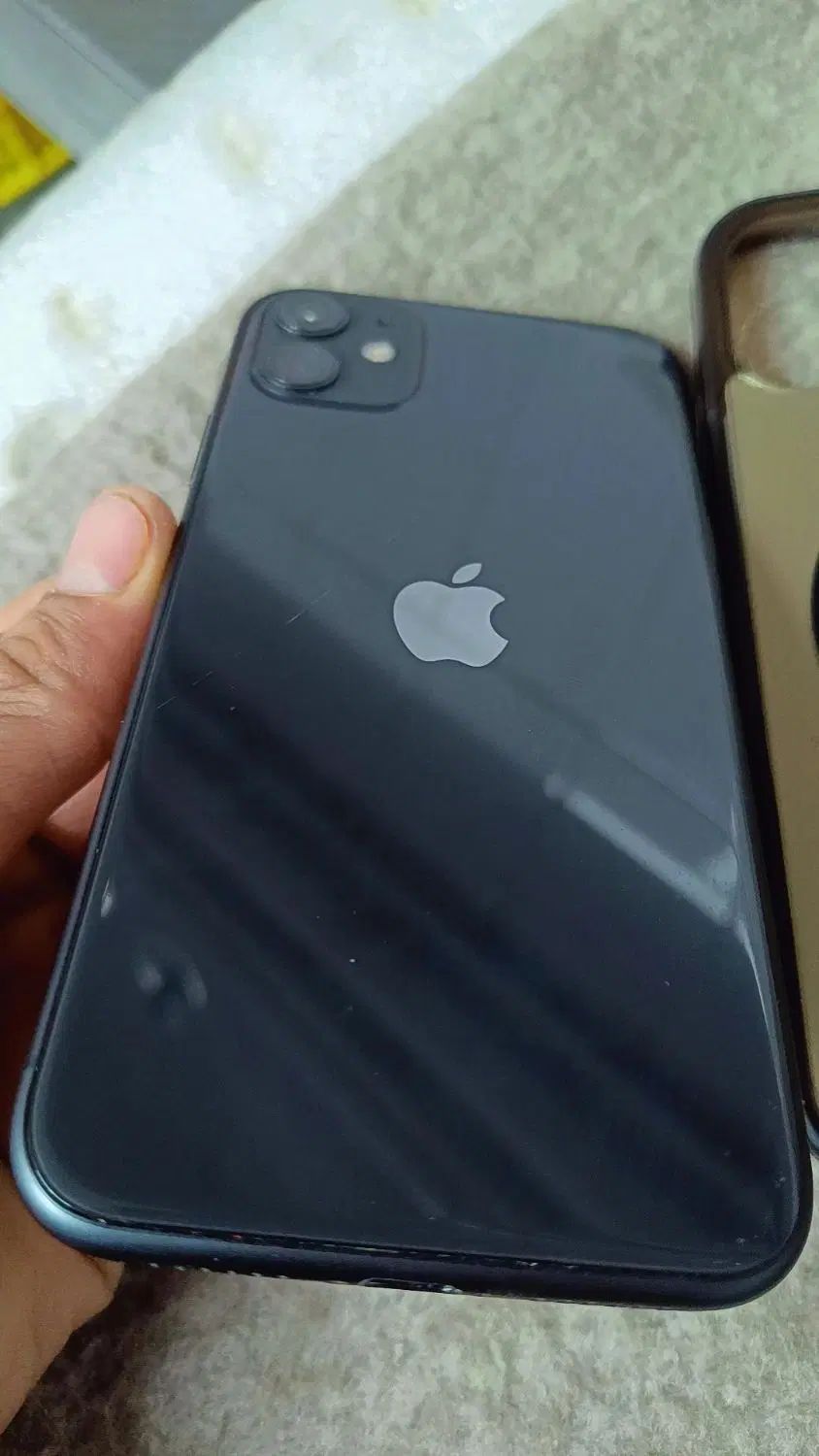 اپل iPhone 11 با حافظهٔ ۱۲۸ گیگابایت|موبایل|تهران, سنائی|دیوار