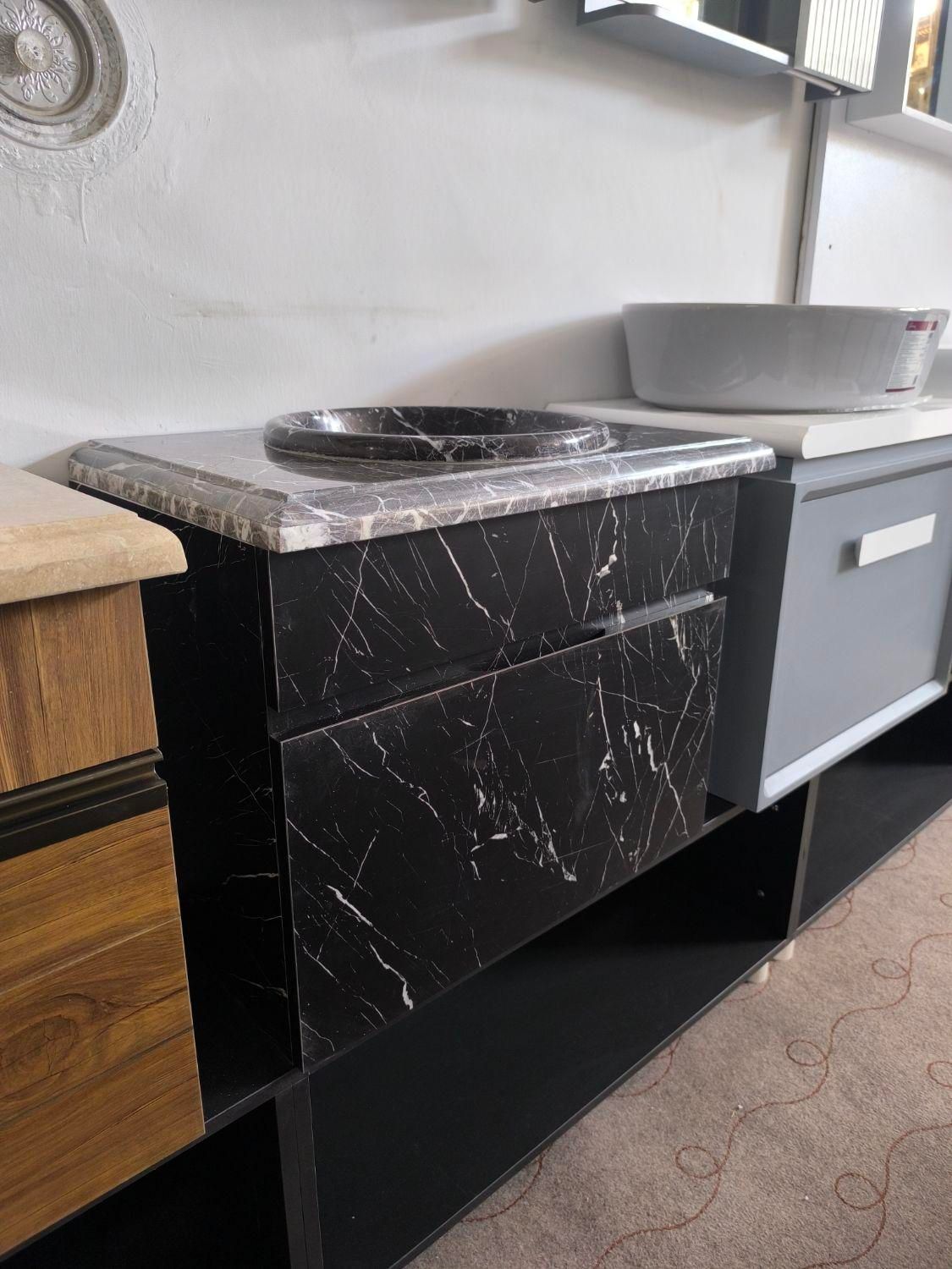 روشویی کابینتی مشکی رگه دار سنگ طبیعی|لوازم سرویس بهداشتی|مشهد, نوید|دیوار