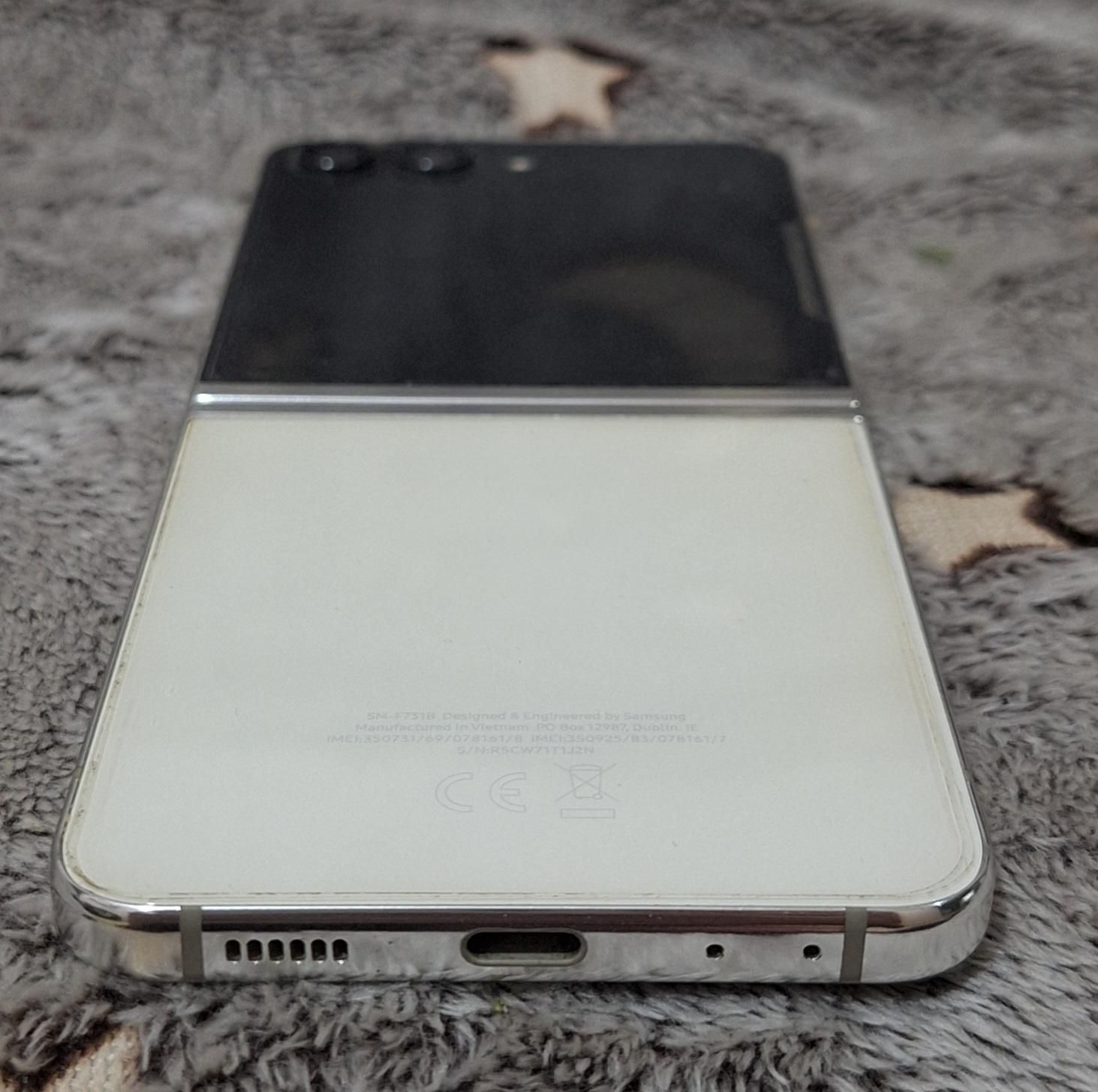 سامسونگ Galaxy Z Flip5 زدفلیپ ۵۱۲ گیگابایت|موبایل|کرمانشاه, |دیوار