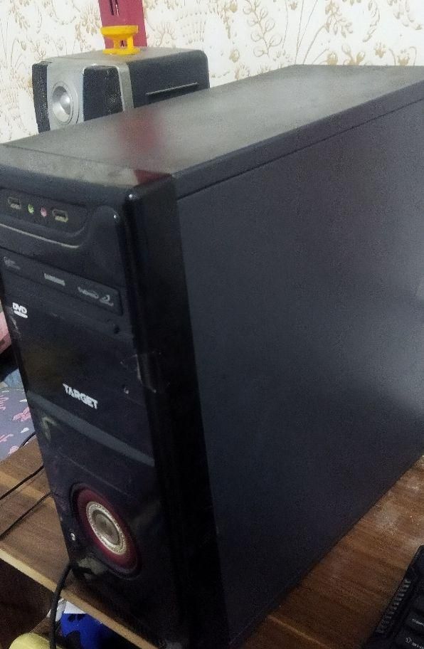 کامپیوتر او موس و کیبورد گیمینگ معاوضه با xbox|رایانه رومیزی|مشهد, انصار|دیوار