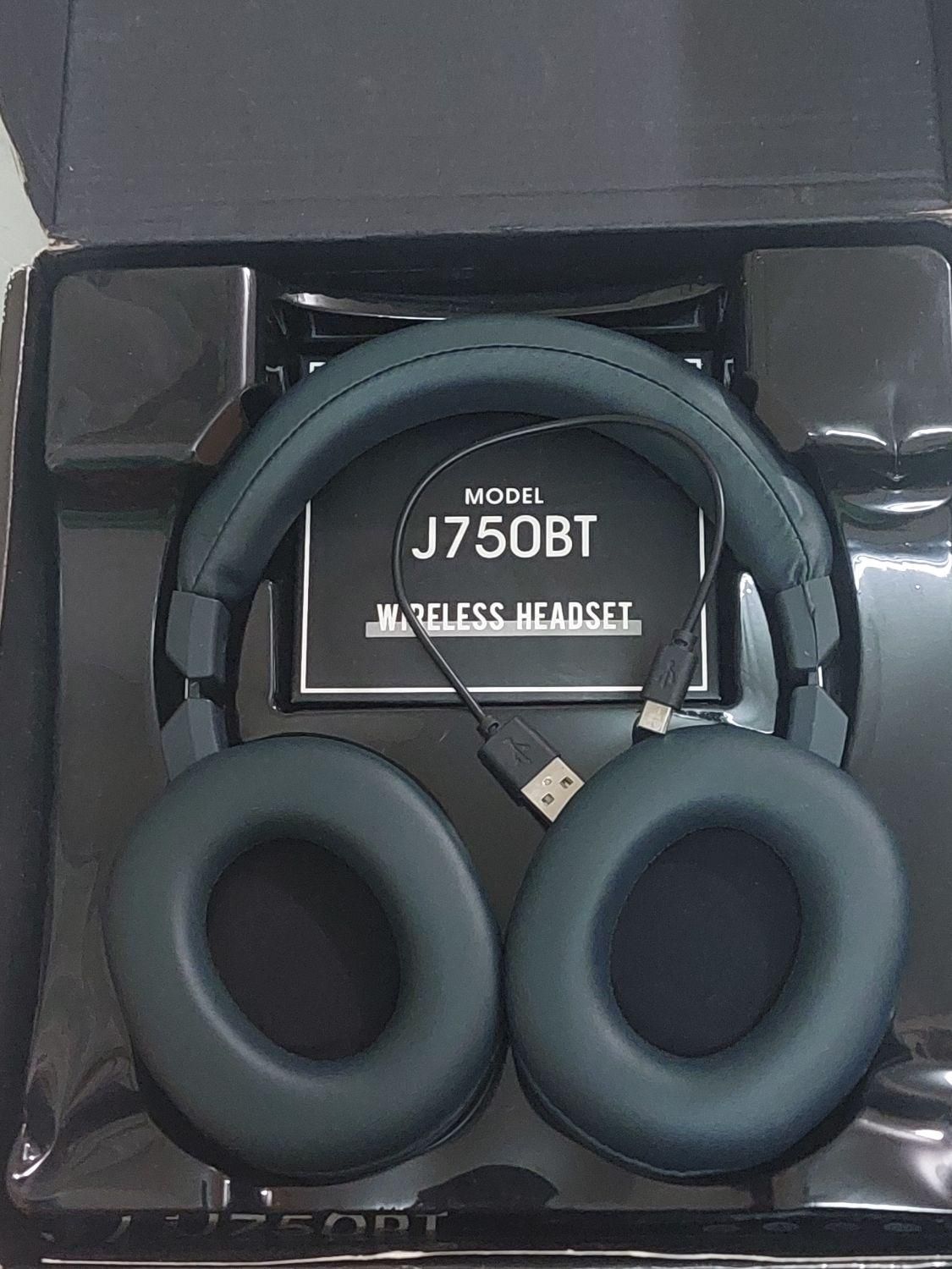 هدفون jbl مدل j750bt اصل کاملا تمیز و در حد نو|لوازم جانبی موبایل و تبلت|اصفهان, کوی ولی عصر|دیوار