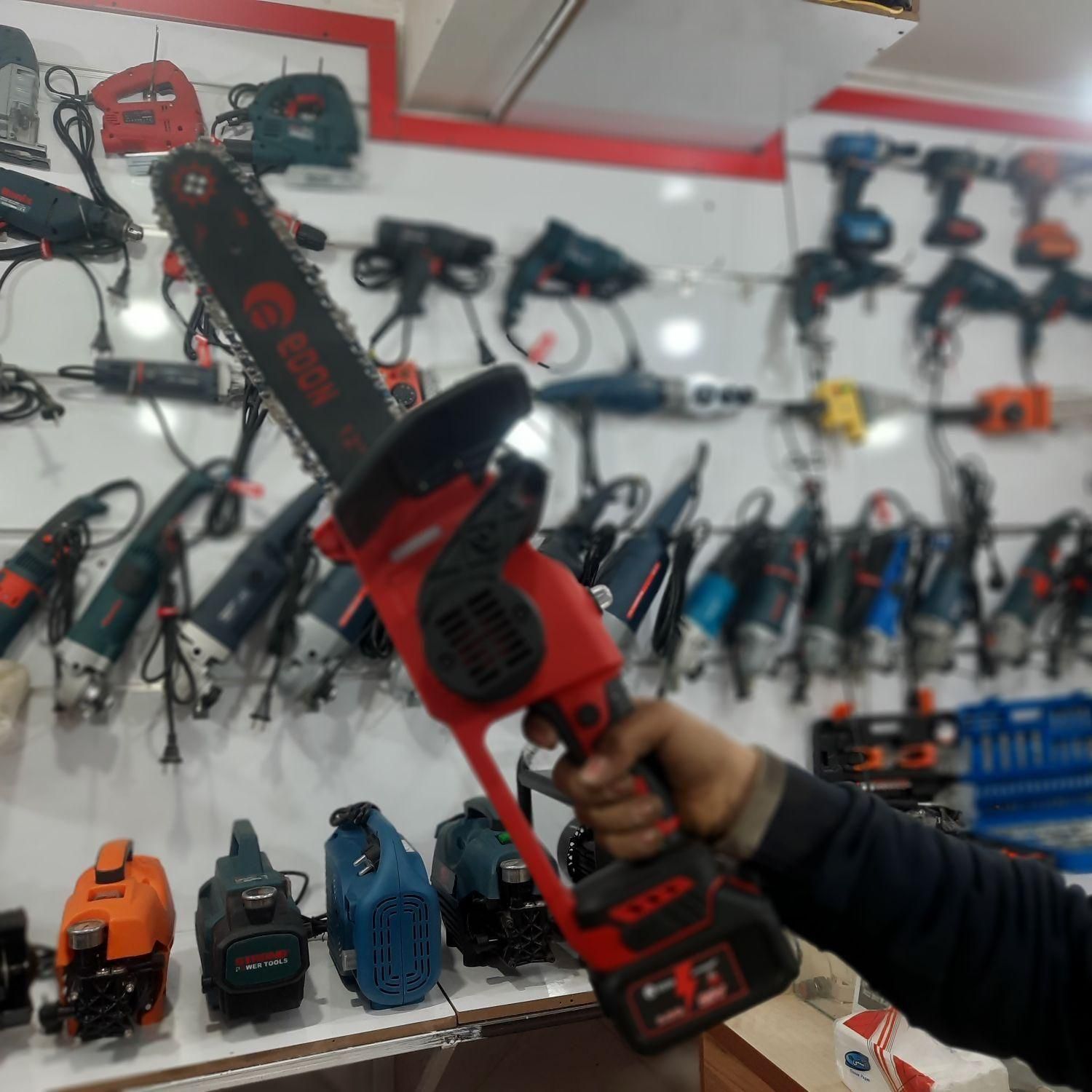 متر لیزری دیجیتال فاصله سنج دیجیتال تراز لیزری|ابزارآلات|قم, شاه ابراهیم|دیوار