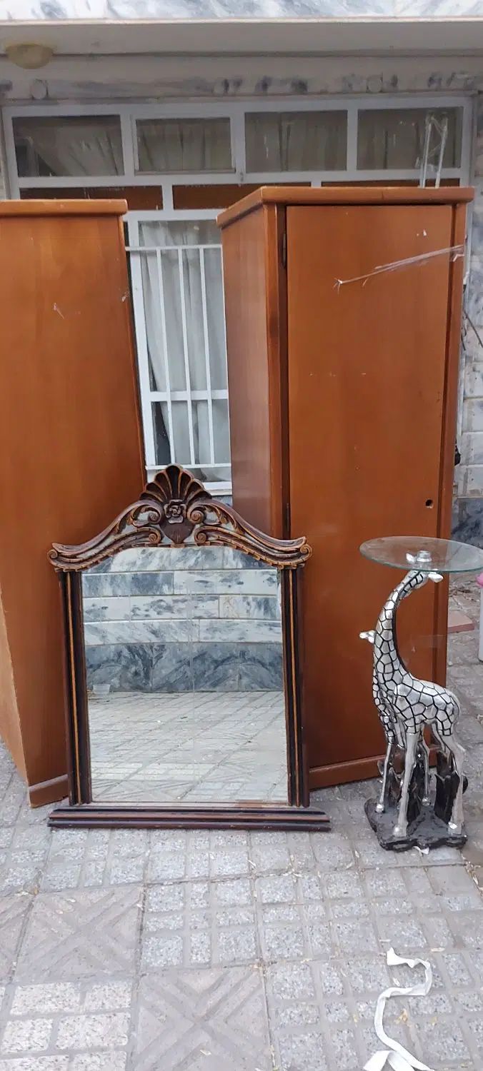 کمد،اینه،تخت،کیسه خواب،مجسمه|تخت و سرویس خواب|مشهد, بهارستان|دیوار