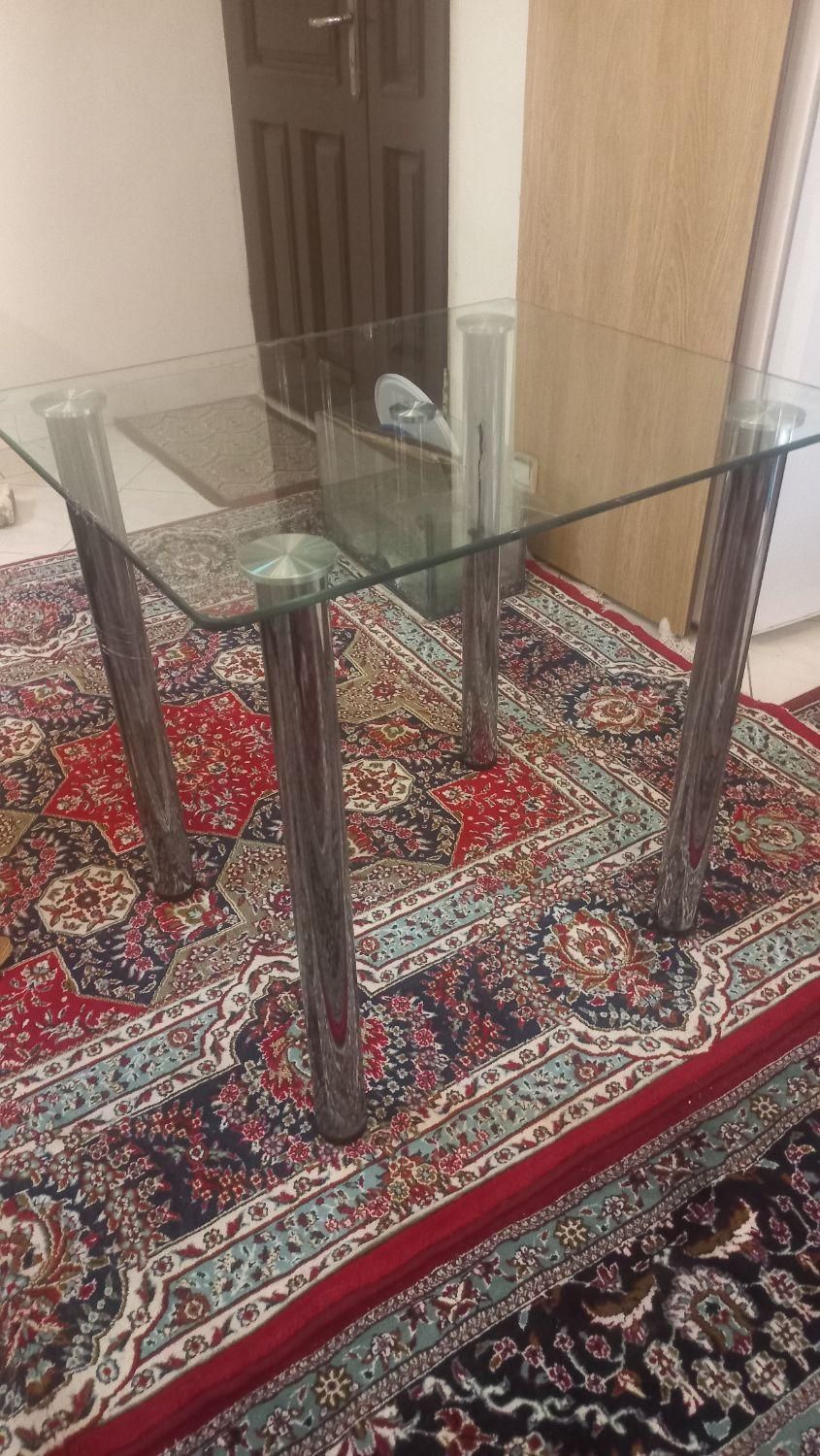 میز شیشه ای|میز و صندلی غذاخوری|اراک, |دیوار