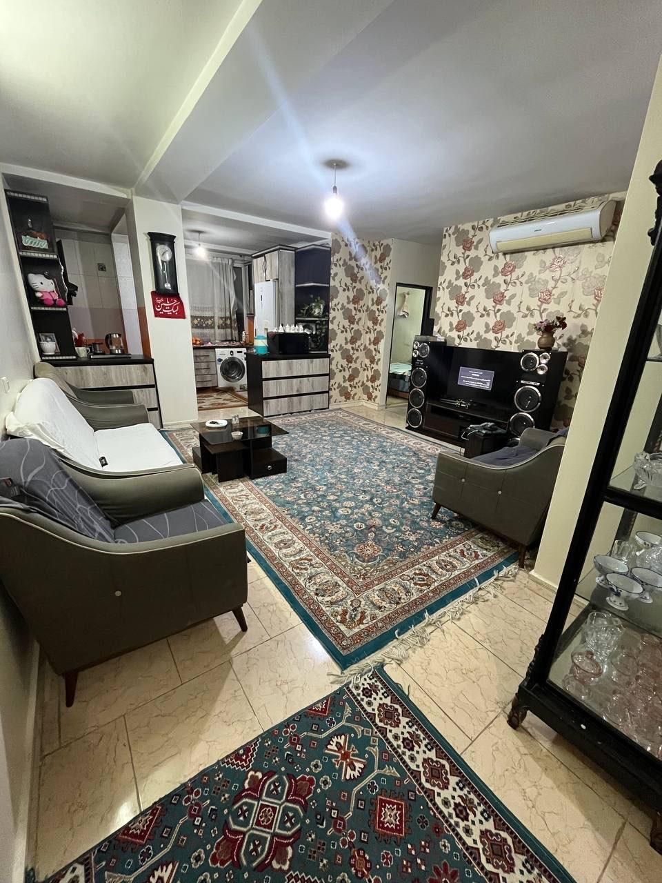 ۵۸ متر / اقساط ۱۲ ساله|فروش آپارتمان|کهریزک, |دیوار