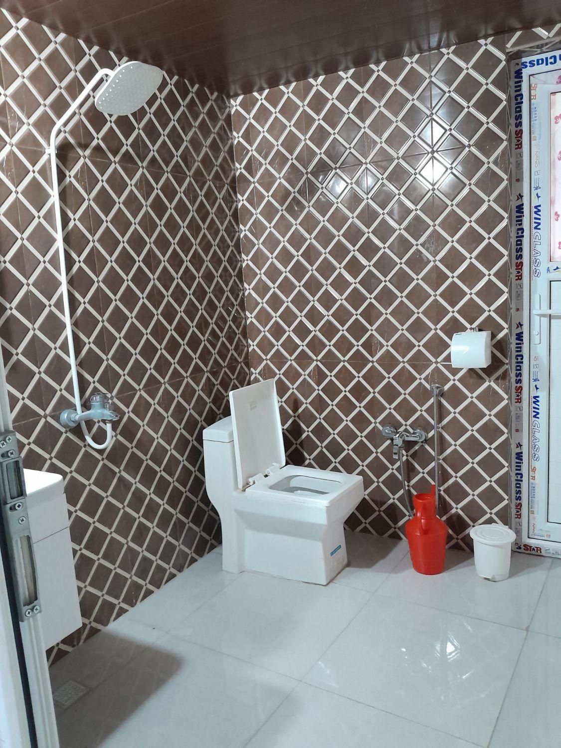 سوئیت پر از گل و گیاه و با ویو عالی|اجارهٔ کوتاه‌مدت ویلا و باغ|قائم‌شهر, |دیوار