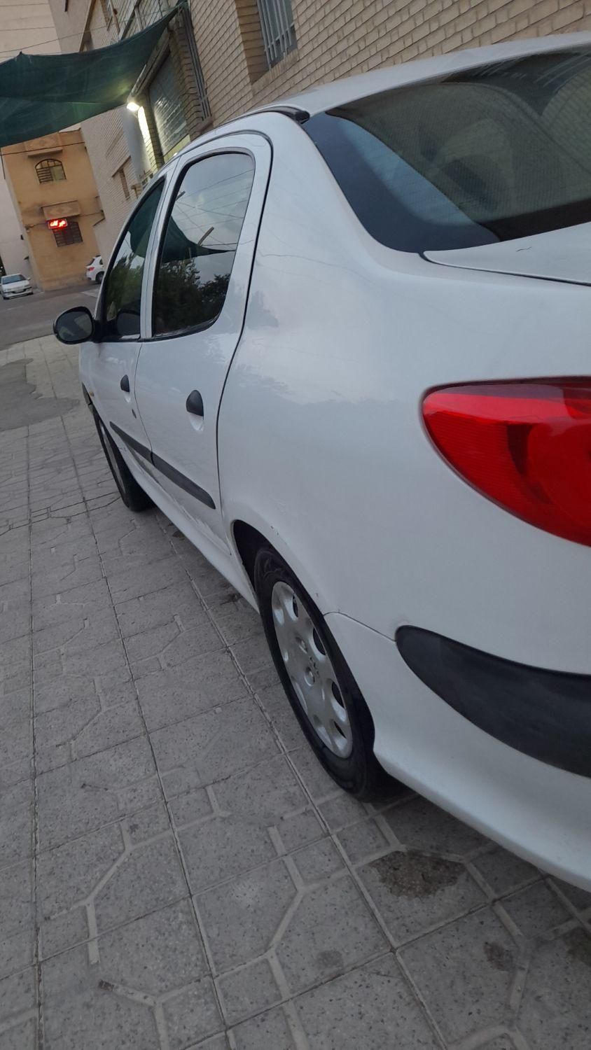 پژو 206 SD V8، مدل ۱۳۹۱|خودرو سواری و وانت|شیراز, کوی زهرا|دیوار
