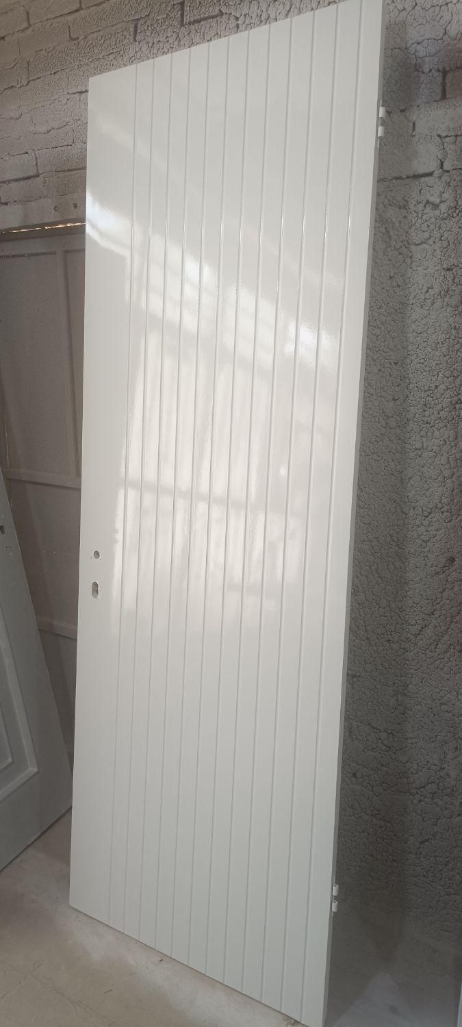 رنگ آمیزی تخصصی چوب یاوری.ممتاز|خدمات پیشه و مهارت|یزد, |دیوار