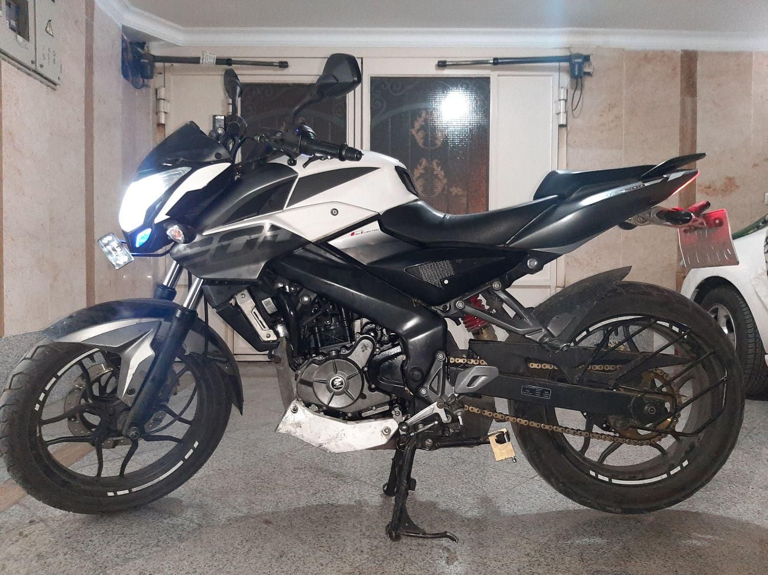 NS 200 مدل 97|موتورسیکلت|تهران, مینا|دیوار
