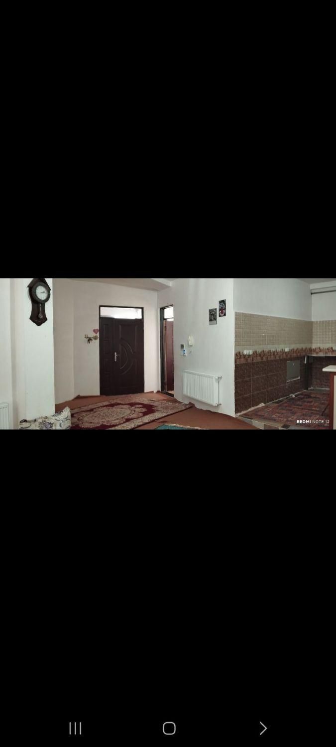 فروش خانه دارای حیاط و پارکینگ - ورزقان|فروش خانه و ویلا|تبریز, |دیوار