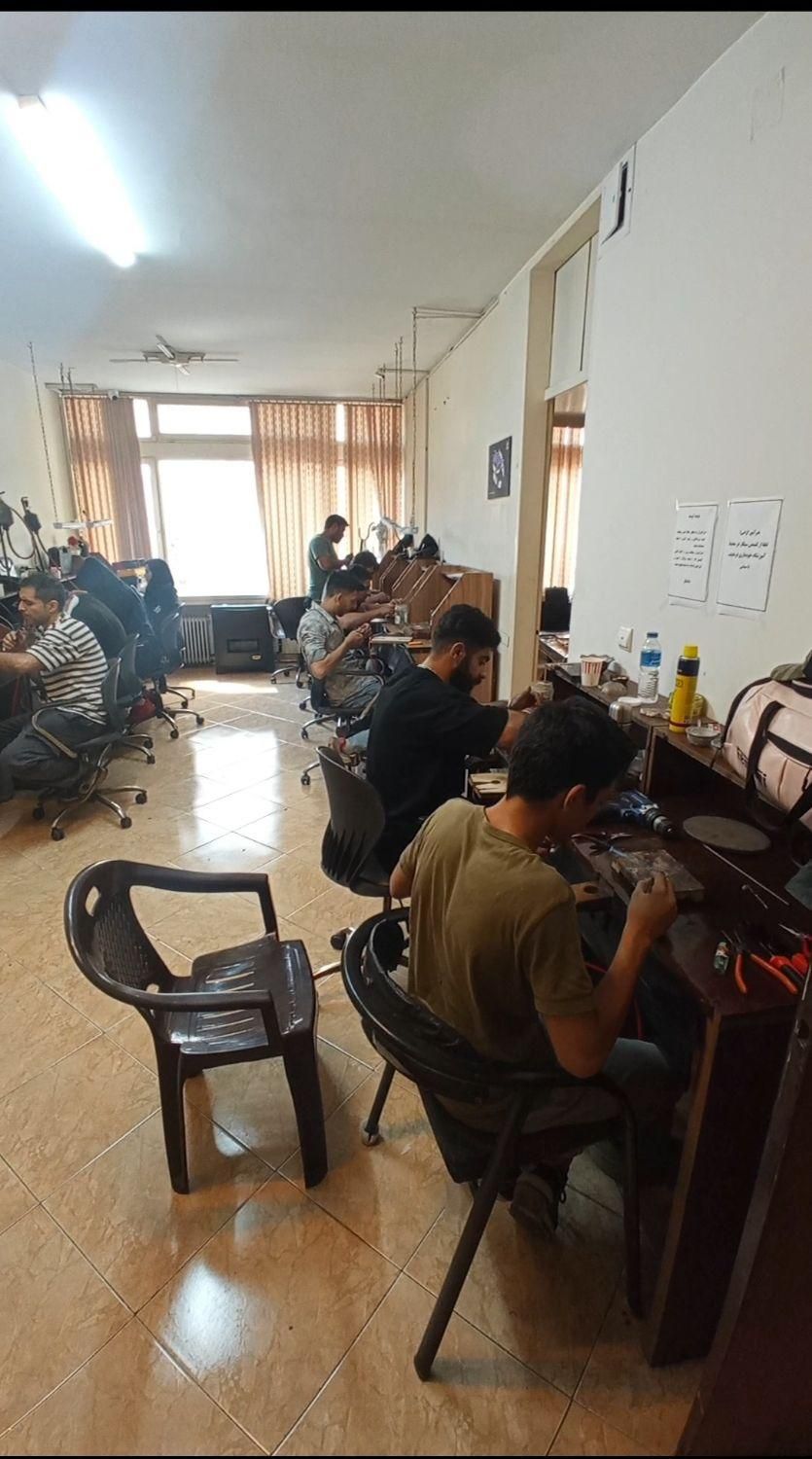 اموزش طلافروشی آموزش طلاسازی ریختگری با پشتیبانی|خدمات آموزشی|تهران, میدان ولیعصر|دیوار
