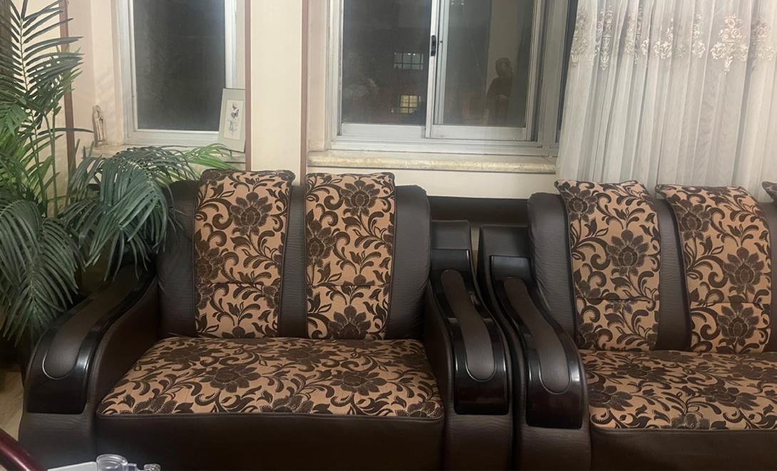 مبلمان ۷ نفره چرم و پارچه  در حد نو|مبلمان خانگی و میز عسلی|شیراز, پارک آزادی|دیوار