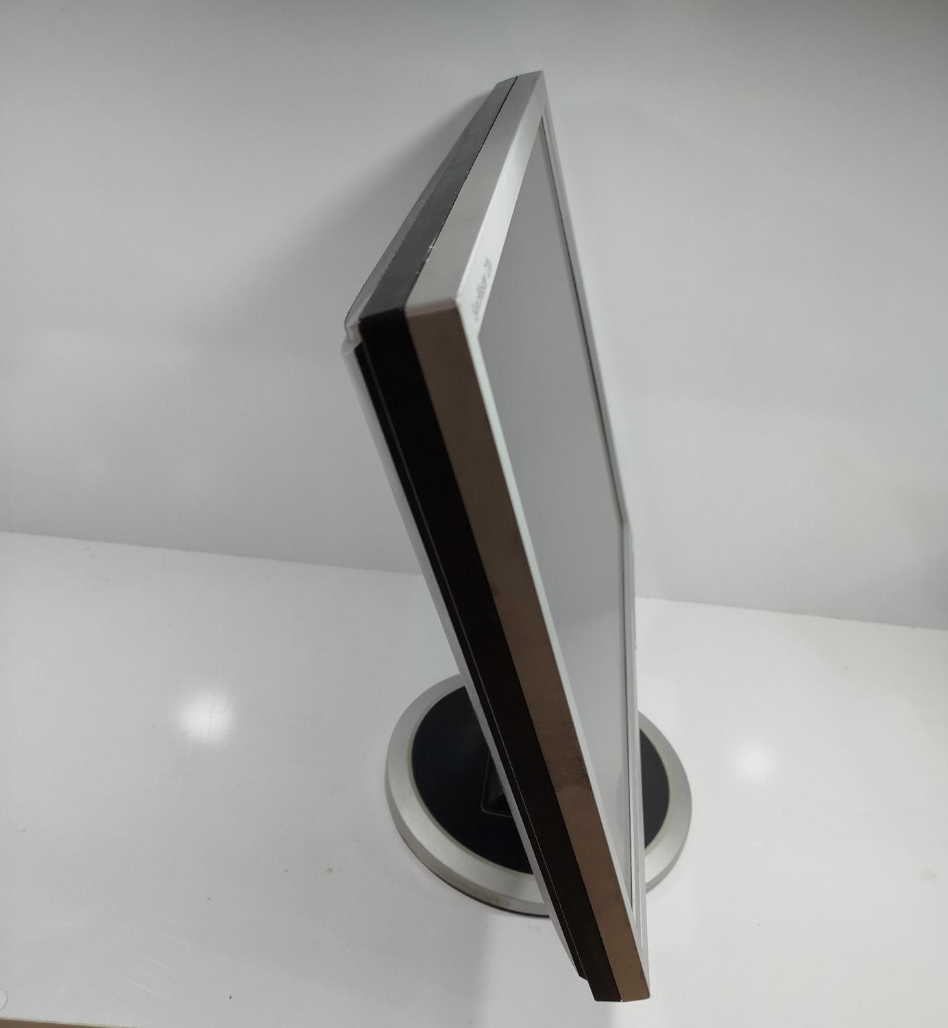 مانیتور15اینچLG|قطعات و لوازم جانبی رایانه|تویسرکان, |دیوار