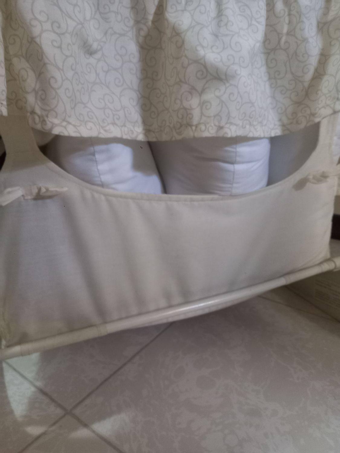 تخت نوزاد چندکاره کنار مادر خارجی|تخت و صندلی بچه|پردیس, فاز ۳|دیوار