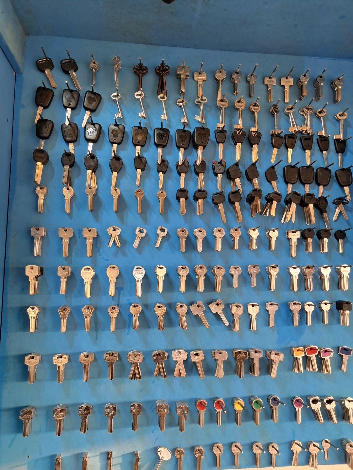 کلید سازی بهمن|خدمات پیشه و مهارت|اندیمشک, |دیوار