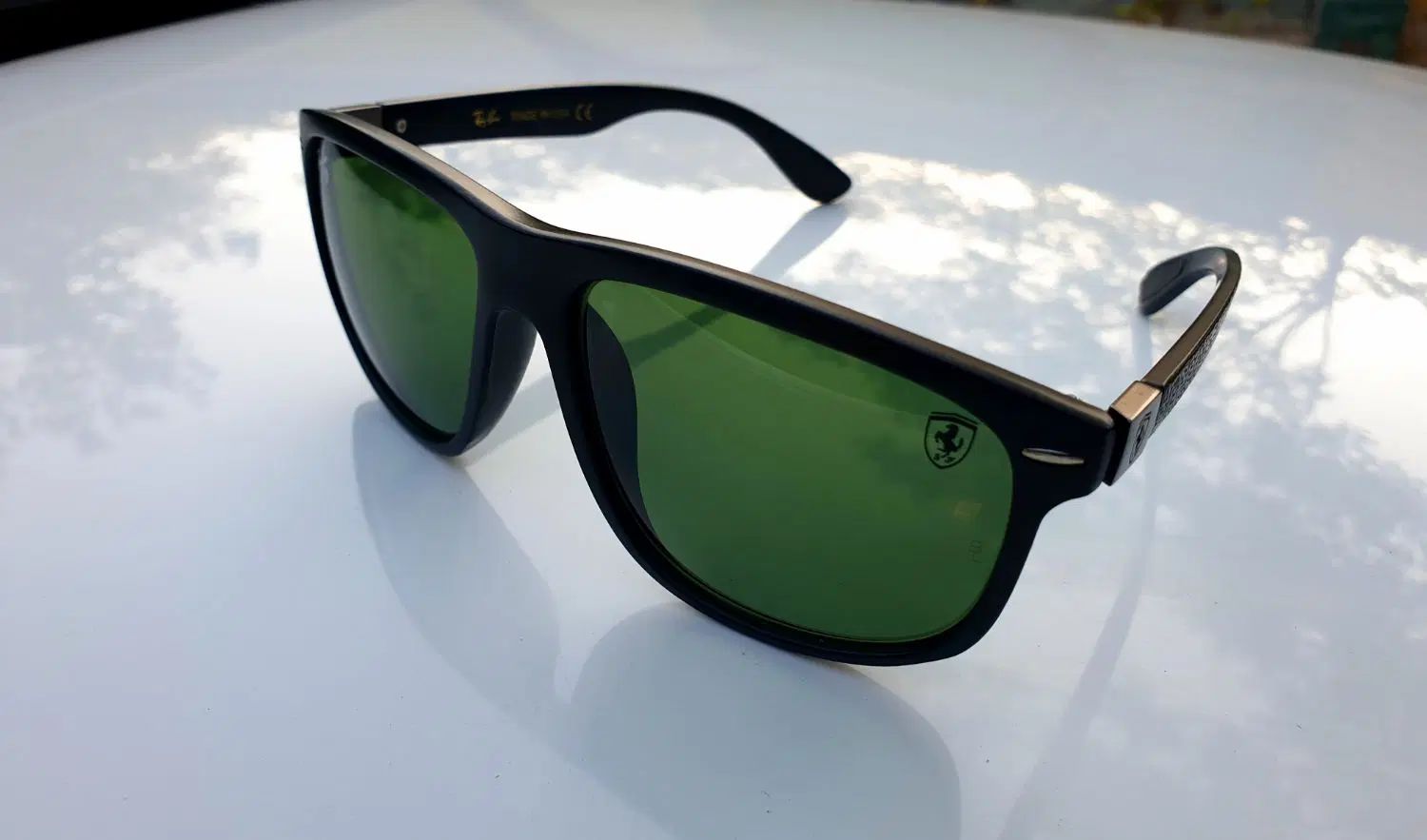 عینک آفتابی مردانه ریبن RayBanطرح فراری لنز سبزرنگ|زیورآلات و اکسسوری|تبریز, |دیوار
