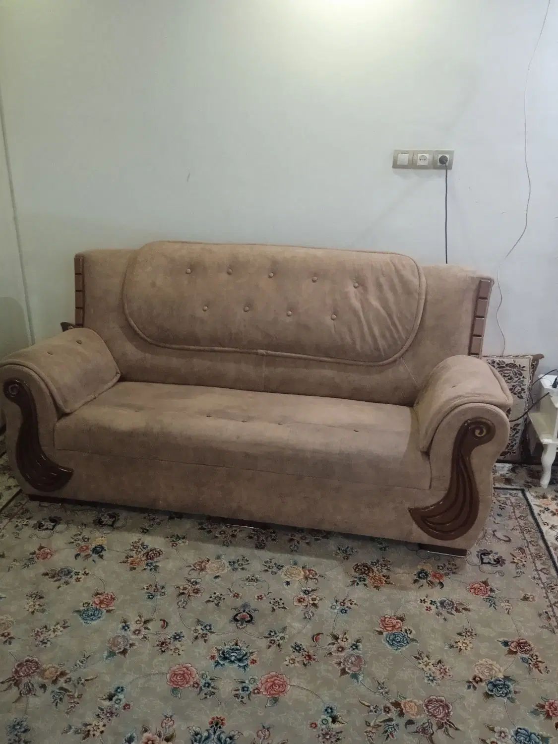 دو عدد کاناپه دووسه نفره کارتهران شتری پتینه|مبلمان خانگی و میز عسلی|مشهد, هفده شهریور|دیوار