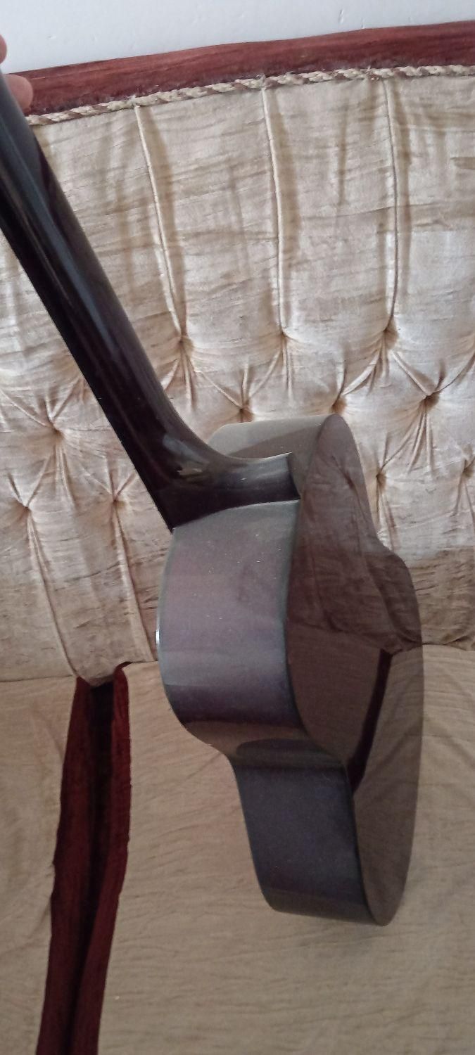 گیتار خارجی|گیتار، بیس، امپلیفایر|ملایر, |دیوار