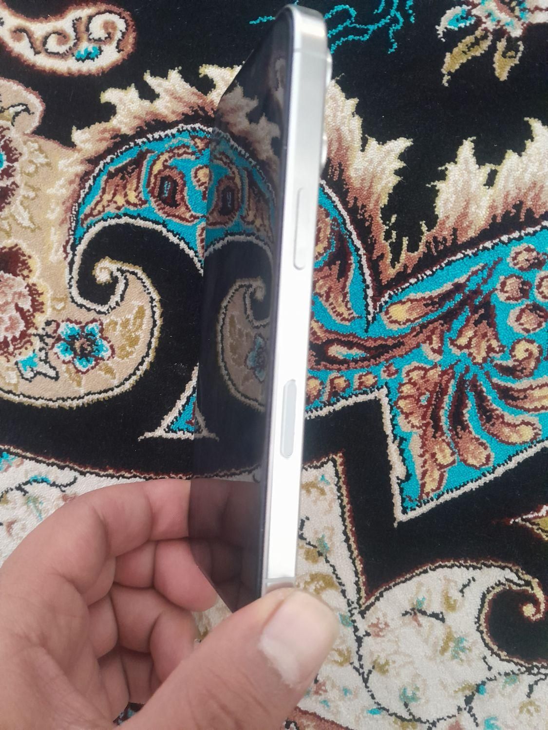 اپل iPhone 16 Pro با حافظهٔ ۲۵۶ گیگابایت|موبایل|اصفهان, وحید|دیوار