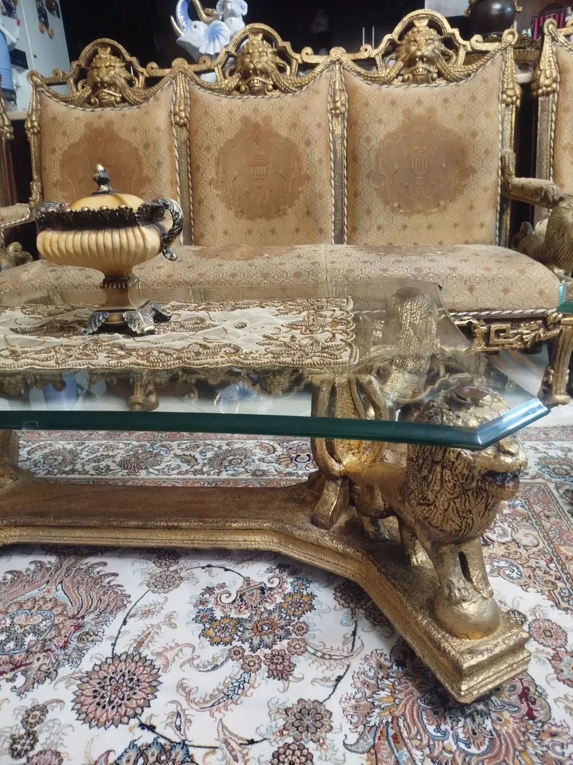 مبلمان 9 نفره و میز نهارخوری 8 نفره طرح شیر سلطنتی|مبلمان خانگی و میز عسلی|پردیس, فاز ۴|دیوار