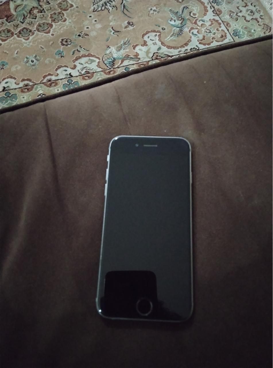 اپل iPhone 6s با حافظهٔ ۳۲ گیگابایت|موبایل|تهران, آذربایجان|دیوار