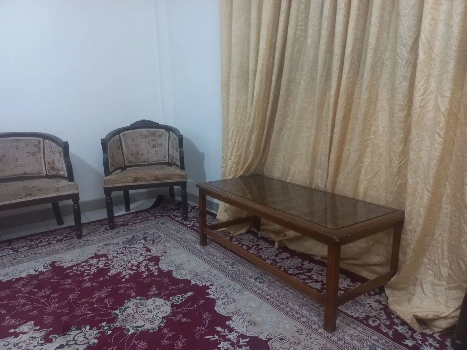 مبلمان هشت نفره|مبلمان خانگی و میز عسلی|تهران, سبلان (لشگر)|دیوار