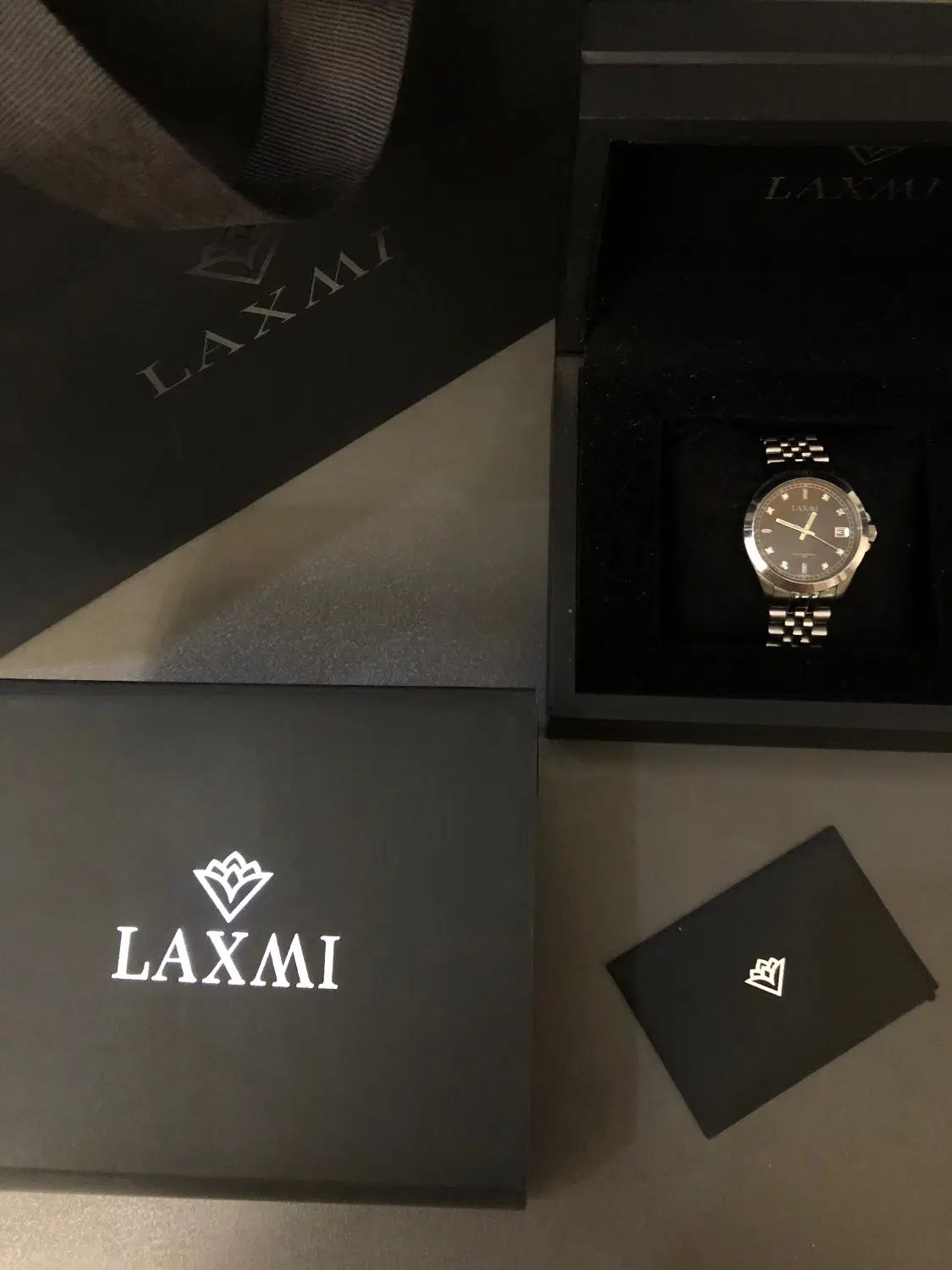 ساعت اصلی ( laxmi8506)|ساعت|مشهد, ابوذر|دیوار