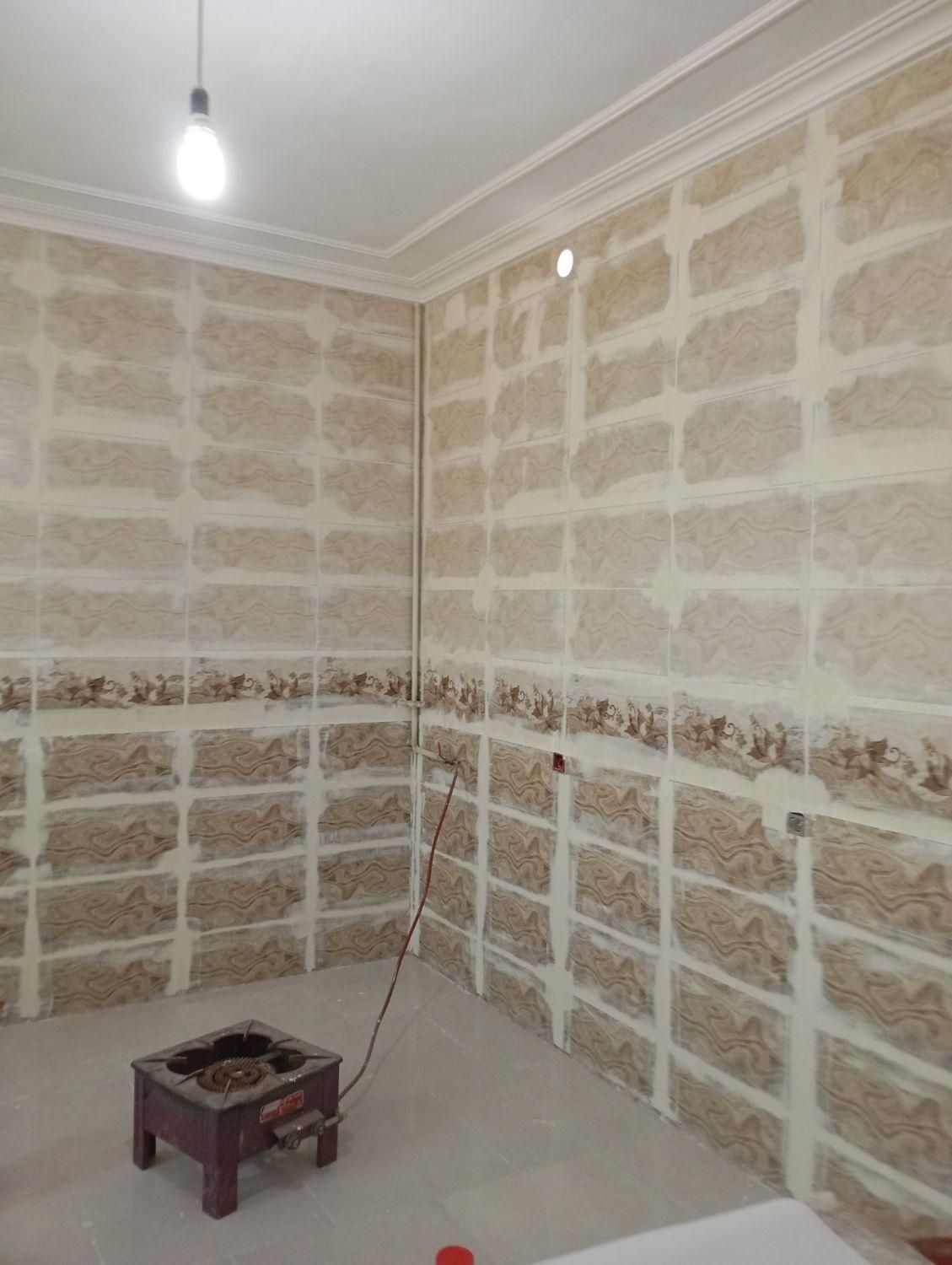 نصاب کاغذدیواری در حد تیم ملی|خدمات پیشه و مهارت|محمدشهر, محمدشهر|دیوار