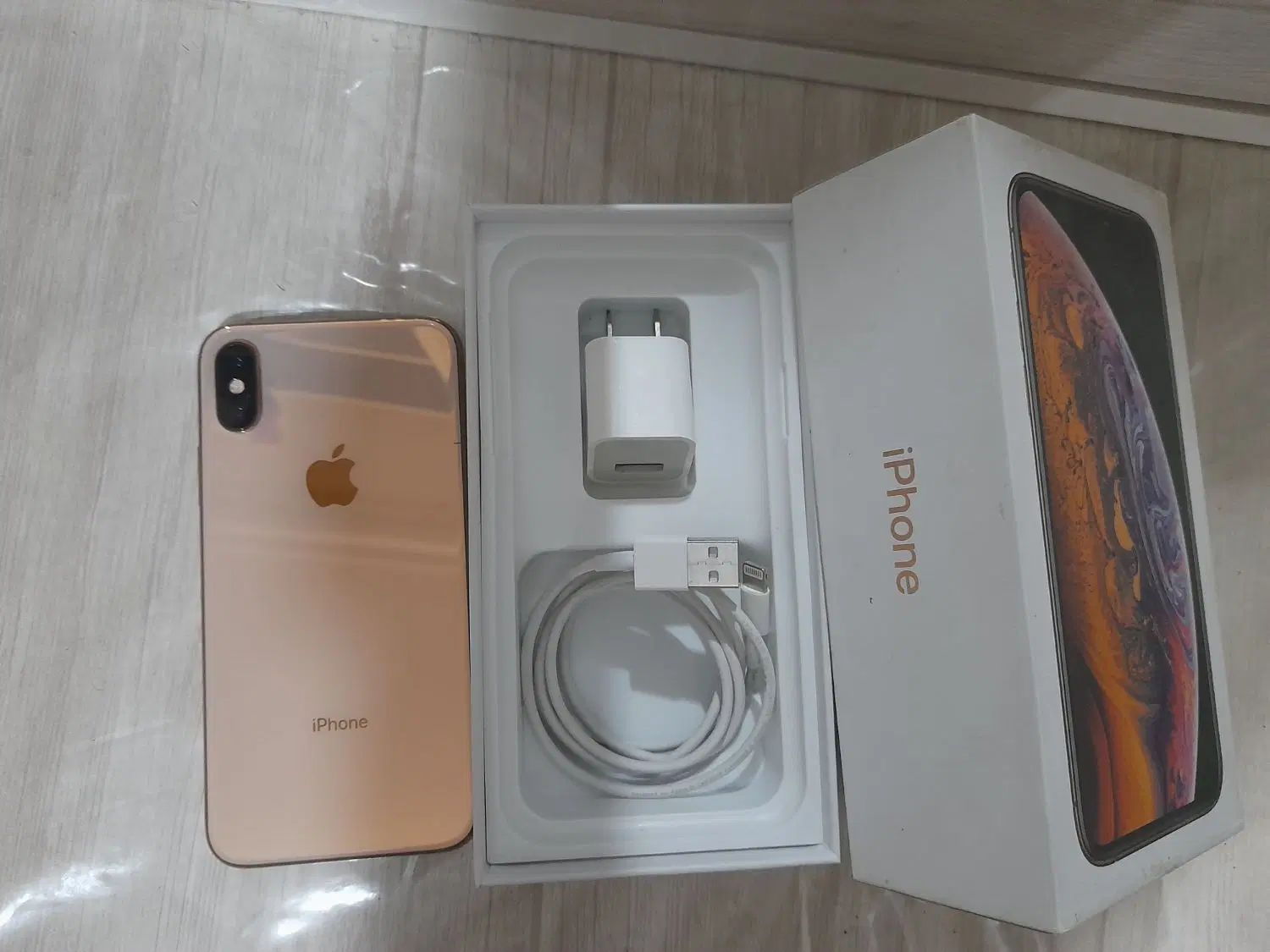 اپل iPhone XS با حافظهٔ ۲۵۶ گیگابایت|موبایل|تهران, شهرک شریفی|دیوار
