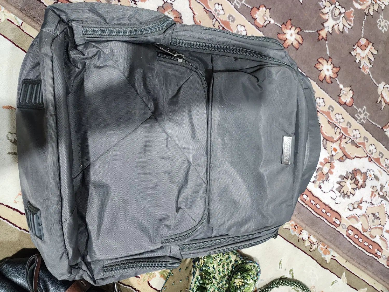 کوله برند کاریبو اصل کیف چرم کیف منجق دوزی مجلسی|کیف، کفش، کمربند|تهران, افسریه جنوبی|دیوار