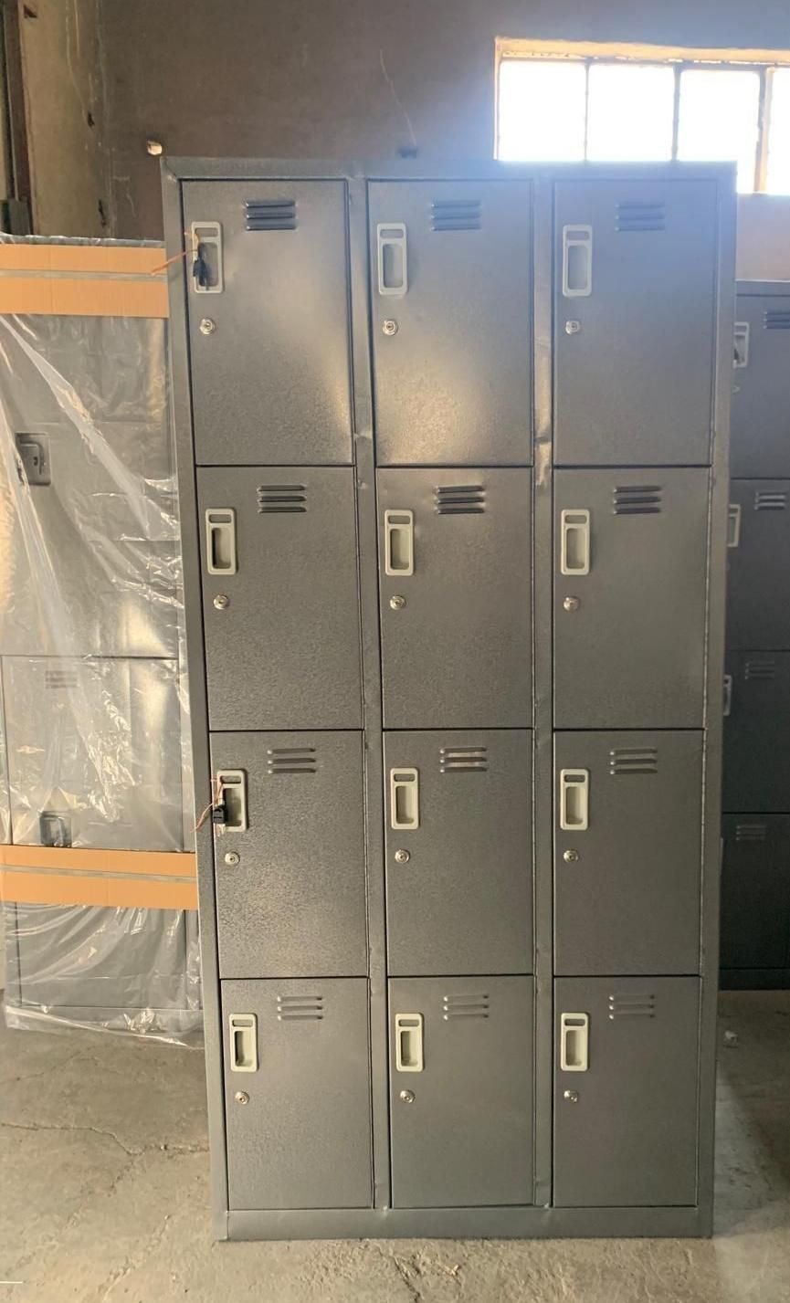 کمدفلزی عمده فروشی قفسه پرسنلی اهنی|جاکفشی، کمد، دراور|تهران, حسنآباد|دیوار