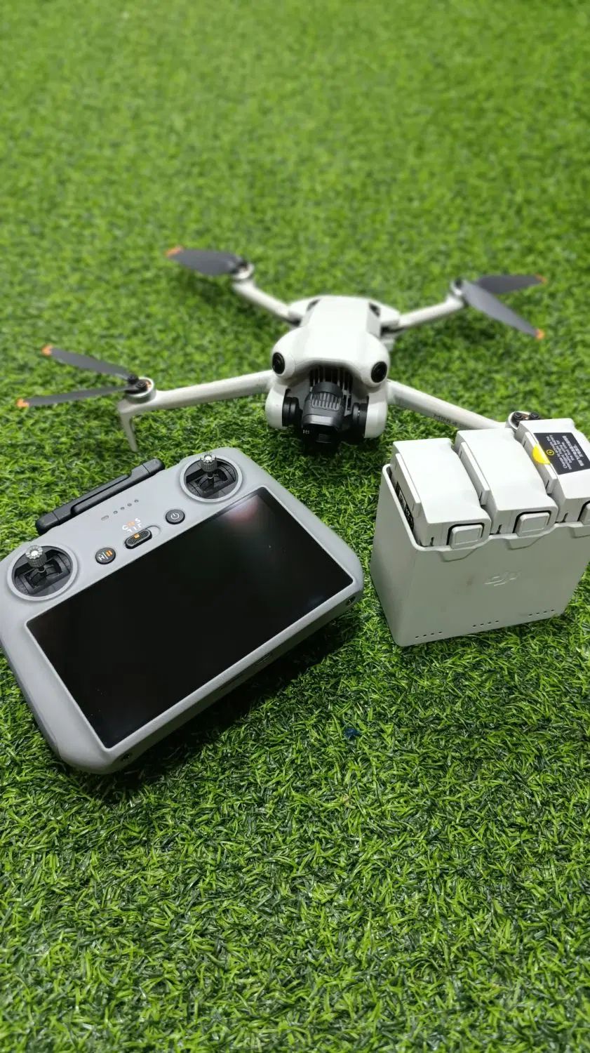 هلی شات DJI Mini 4 Pro|دوربین عکاسی و فیلم‌برداری|اصفهان, بیدآباد|دیوار