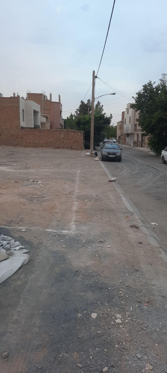 زمین مسکونی۲۰۰متر شمالی آزادگان فاز۱ سند شش دانگ|فروش زمین و ملک کلنگی|نجف‌آباد, فاز ۱ شهرک آزادگان|دیوار