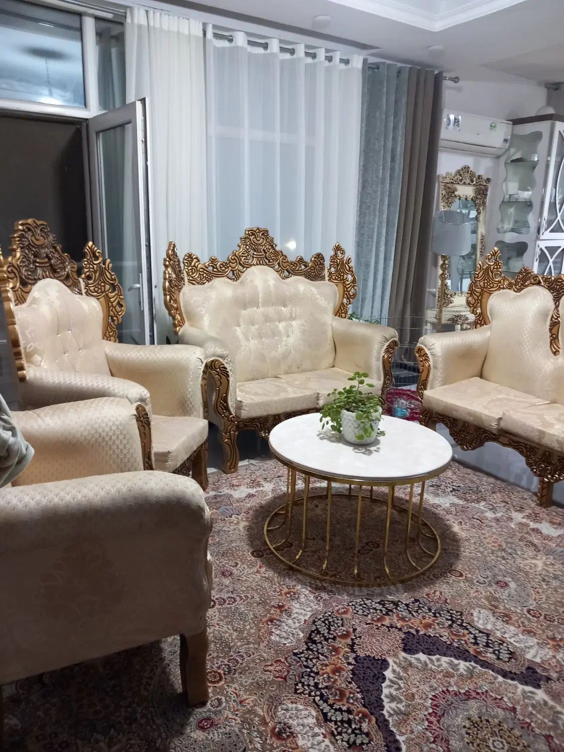 مبل ۷ نفره|مبلمان خانگی و میز عسلی|کرج, گوهردشت|دیوار