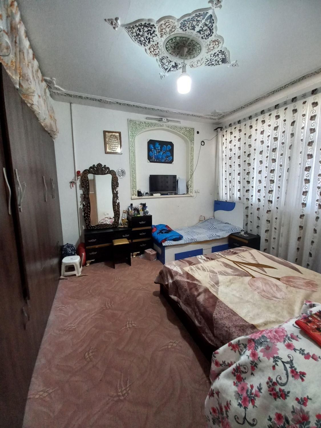 ویلایی دوطبقه بازسازی شده در محدوده حکیم و رسالت|فروش خانه و ویلا|قم, یزدان‌شهر|دیوار