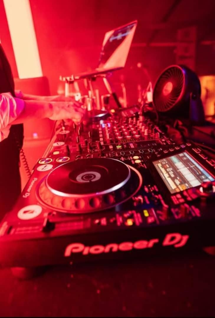 گروه دی جی موزیک خواننده تولد عقد عروسی دورهمی|خدمات پذیرایی، مراسم|رشت, گلسار|دیوار