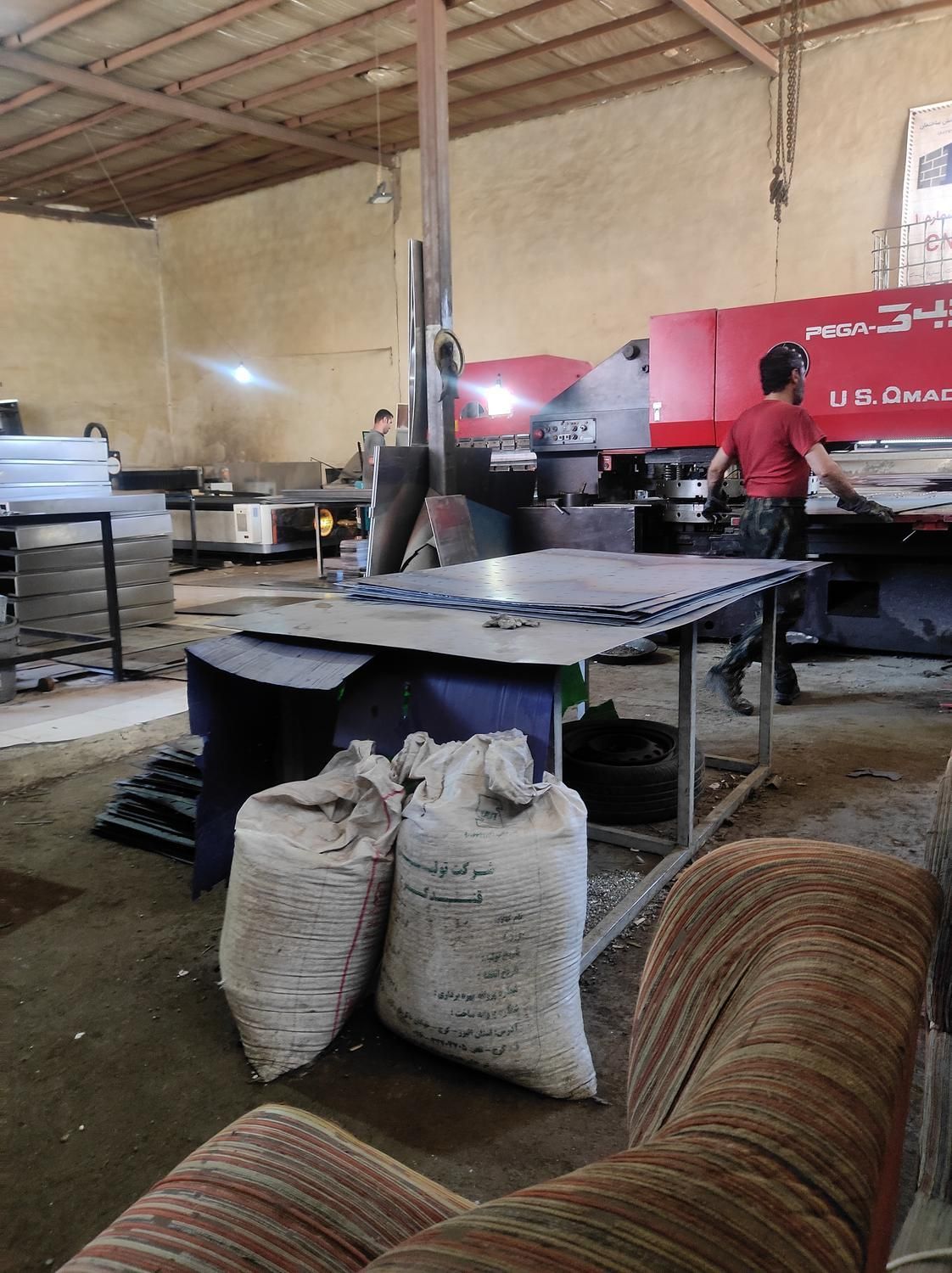 خدمات پانچ ، برش لیزر و گیوتین|خدمات پیشه و مهارت|تهران, یافت آباد جنوبی|دیوار