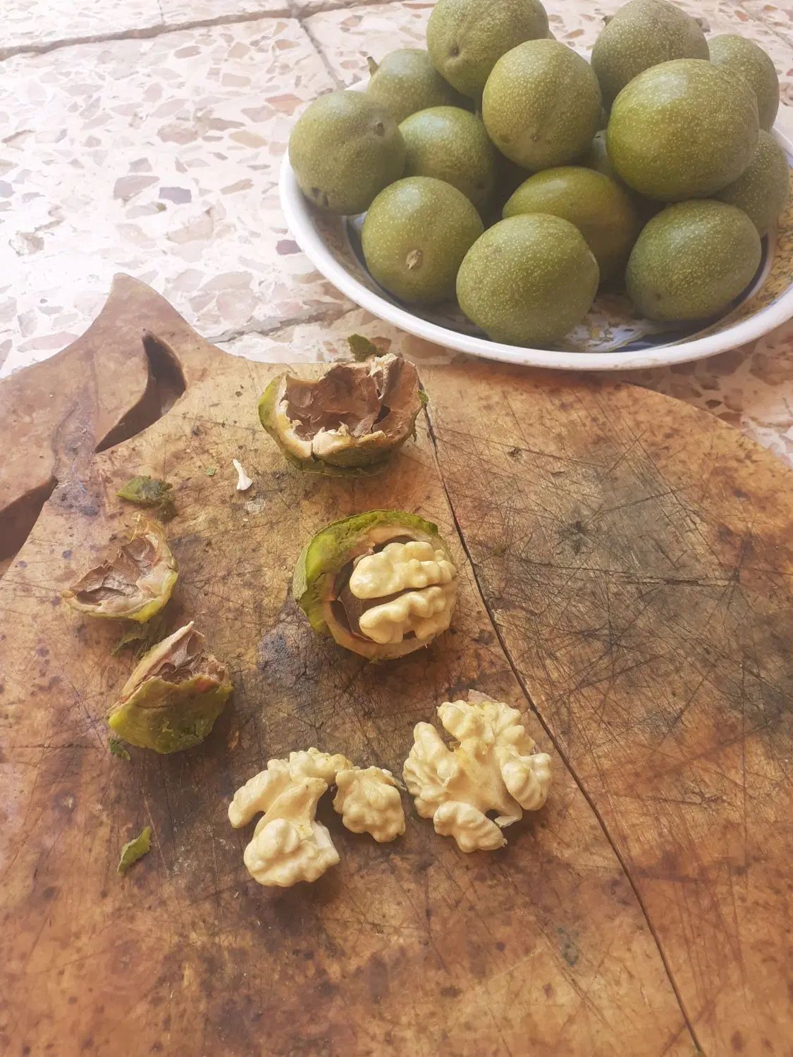 گردو پوست کاغذی|خوردنی و آشامیدنی|اصفهان, شهرک زاینده رود|دیوار