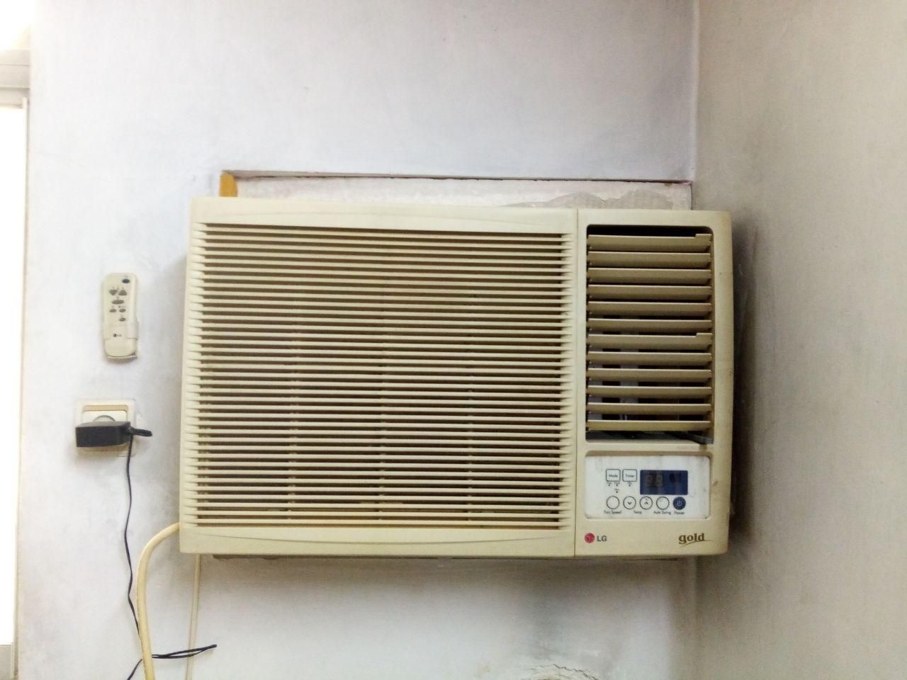یک دستگاه کولر ال جی گلد کنترل دار 19000|کولر گازی و فن‌کوئل|رشت, توشیبا|دیوار