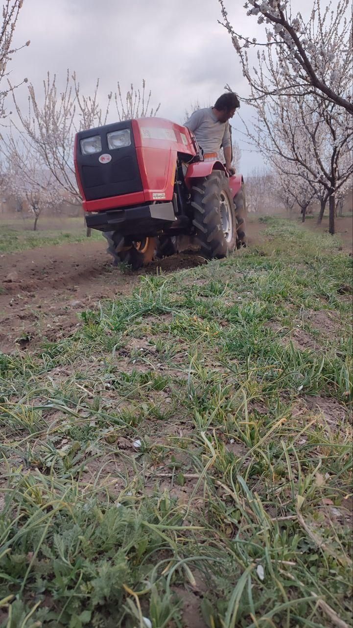 شخم زنی باغات با تراکتور باغی|خدمات باغبانی و درختکاری|مرند, |دیوار