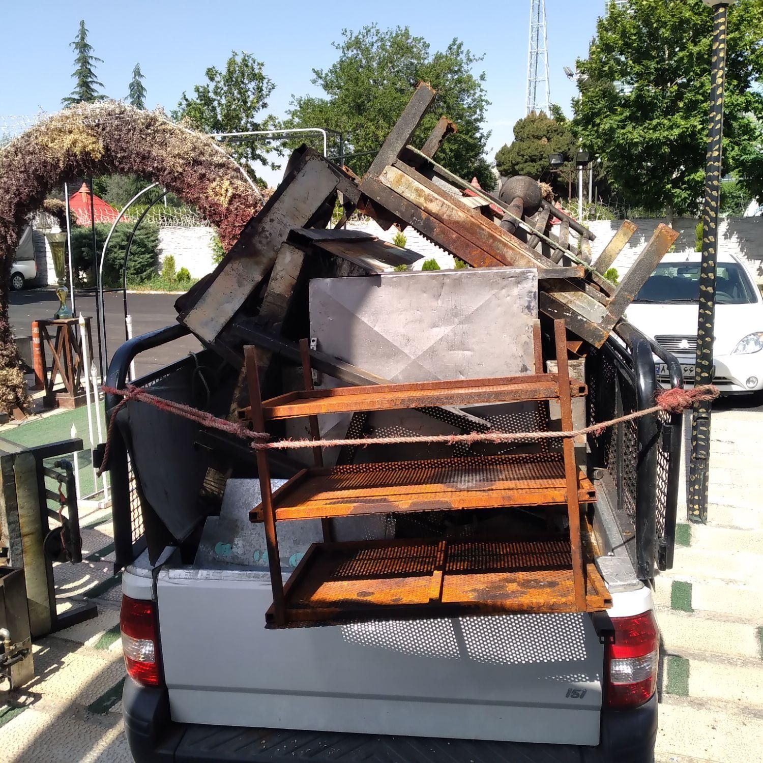 سمساری وضایعاتی/خورده ریز انباری.کتاب کاغذ باطله|خدمات پیشه و مهارت|اراک, |دیوار