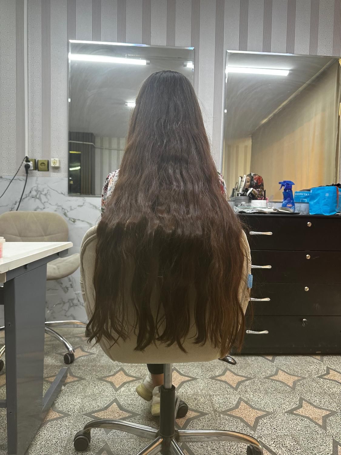 خریدار و صادر کننده موی طبیعی بانوان شعبه مرکزی|خدمات آرایشگری و زیبایی|اردبیل, |دیوار