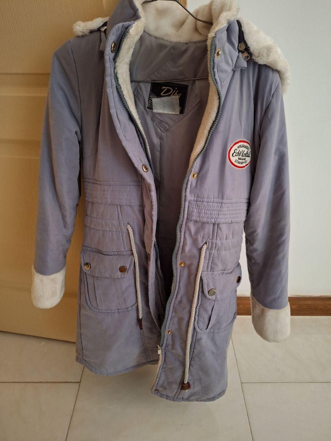 کاپشن دخترانه|لباس|بومهن, |دیوار