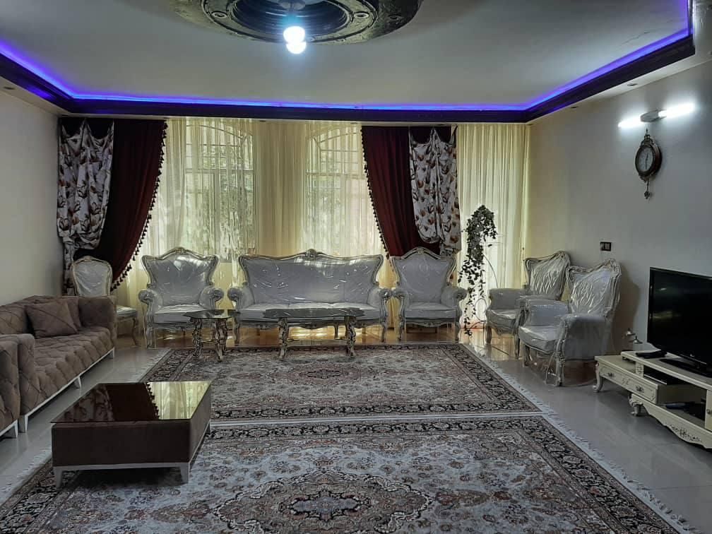 ویلایی ۲۰۰ متری جنوبی ، دوبلکس ، خانه کارگر|فروش خانه و ویلا|شاهین‌شهر, ۹ دی|دیوار