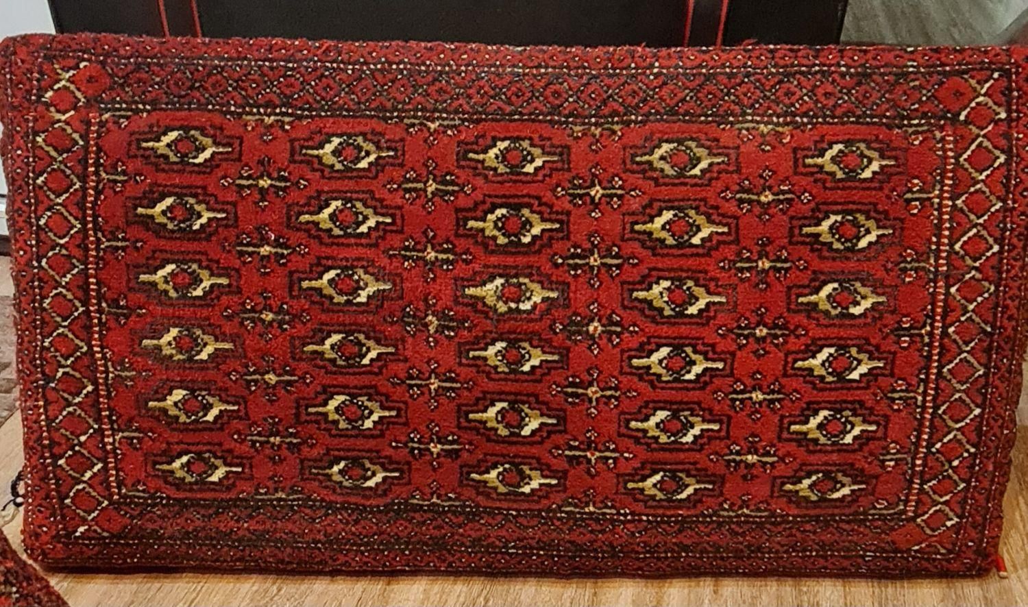 پشتی سنتی در حدنو مناسب منزل و سفره خانه|پشتی|تهران, جنت‌آباد مرکزی|دیوار